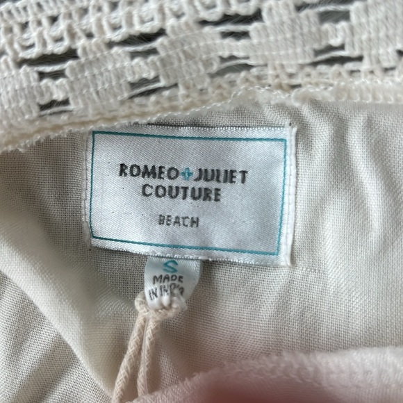 Romeo & Juliet Couture swim cover up. - Picture 12 of 14